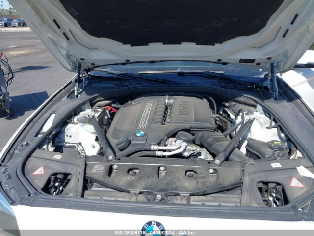 Photo 9 VIN: WBA5B1C50GG551377 - BMW 535I 