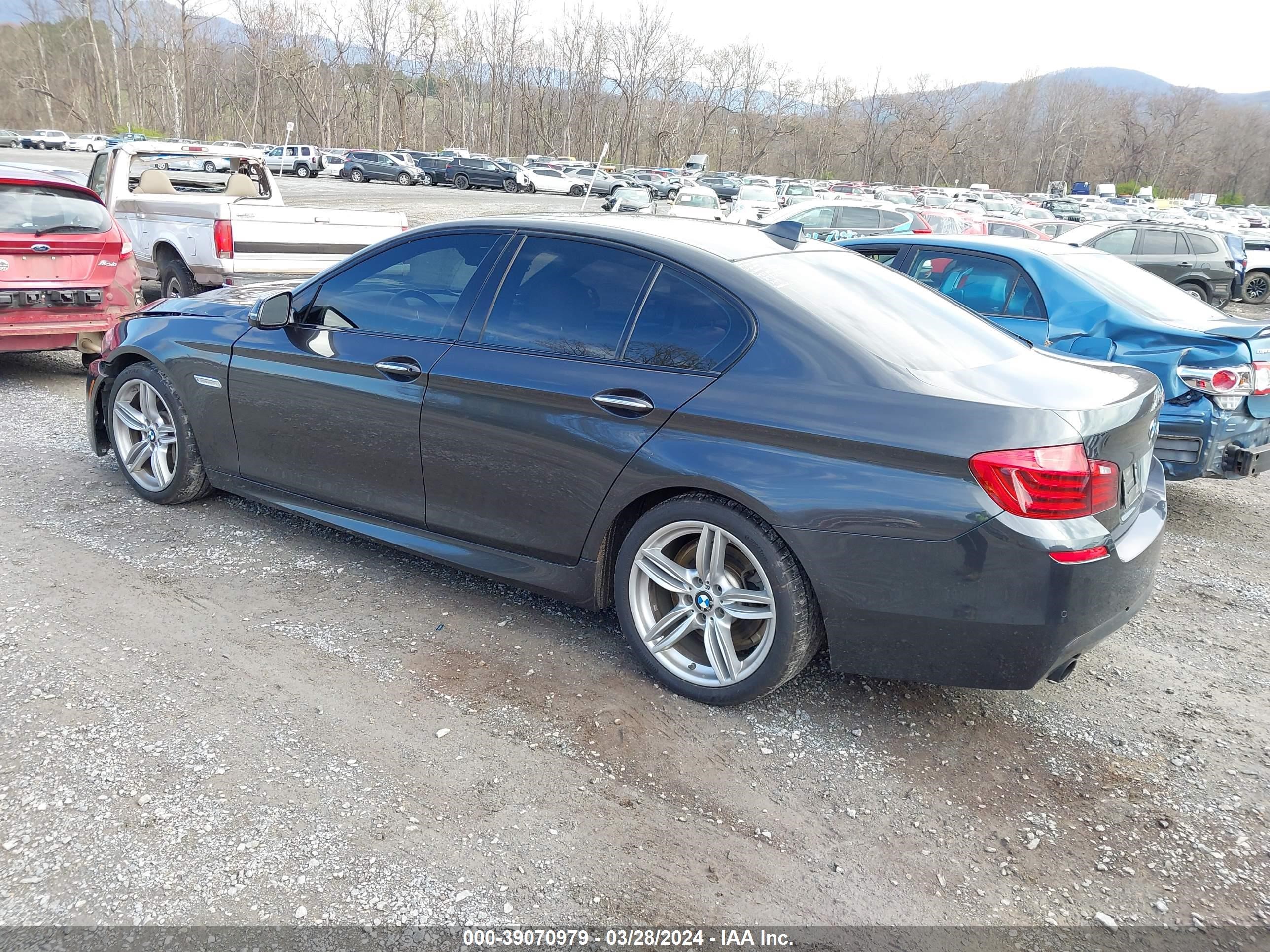 Photo 2 VIN: WBA5B1C51ED481807 - BMW 5ER 