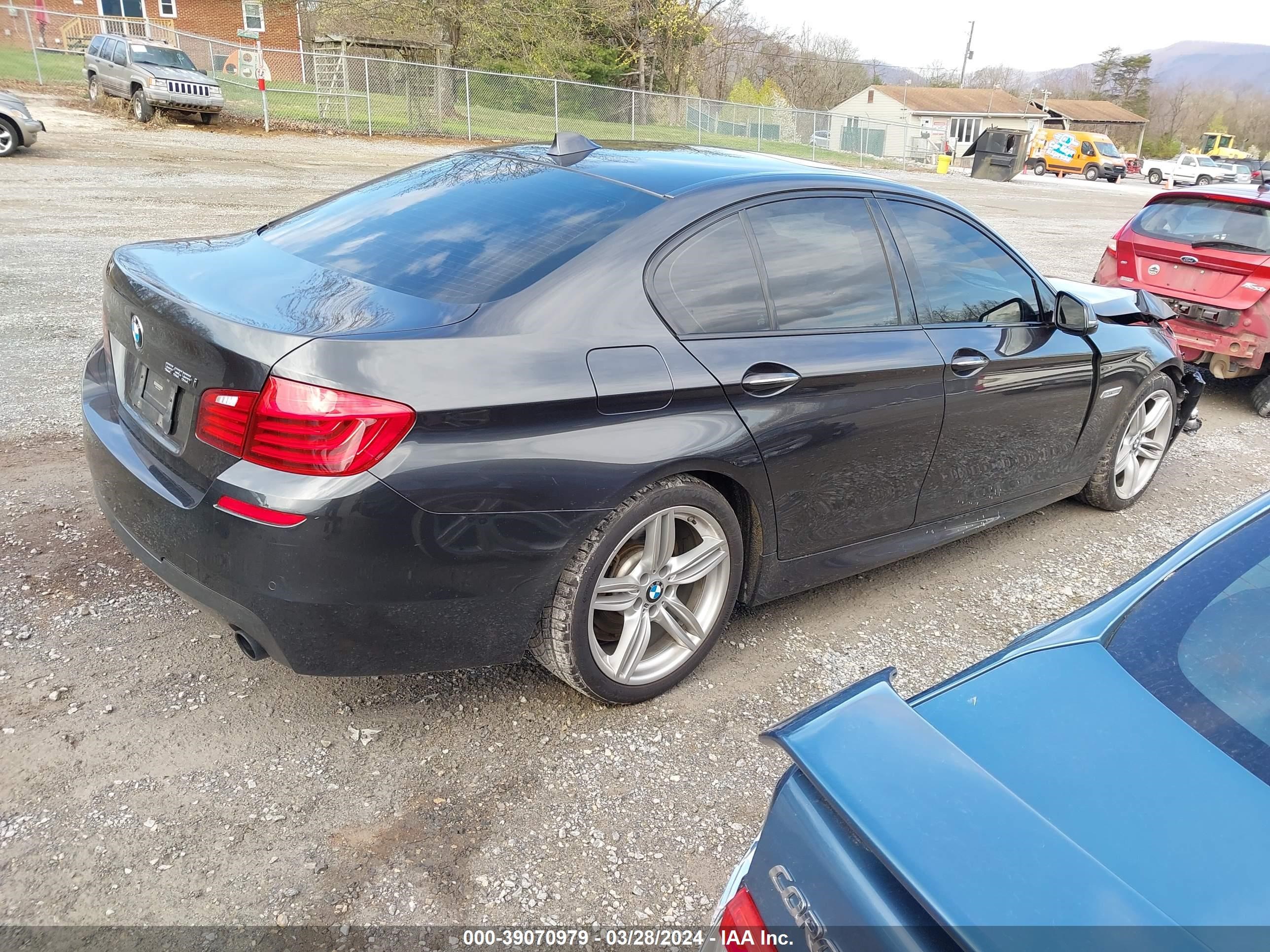 Photo 3 VIN: WBA5B1C51ED481807 - BMW 5ER 