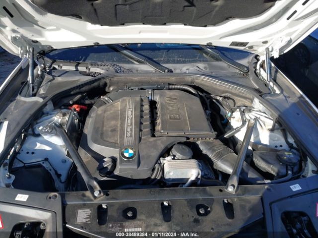 Photo 9 VIN: WBA5B1C51FD921011 - BMW 535I 