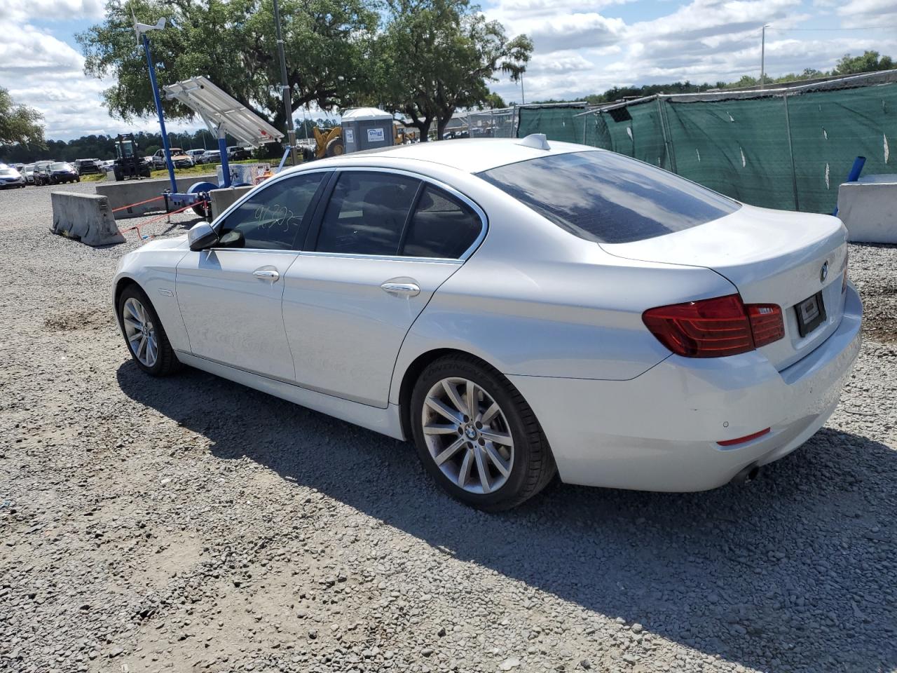 Photo 1 VIN: WBA5B1C51FD921624 - BMW 5ER 