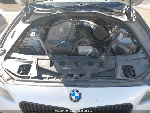 Photo 9 VIN: WBA5B1C52ED480794 - BMW 535I 