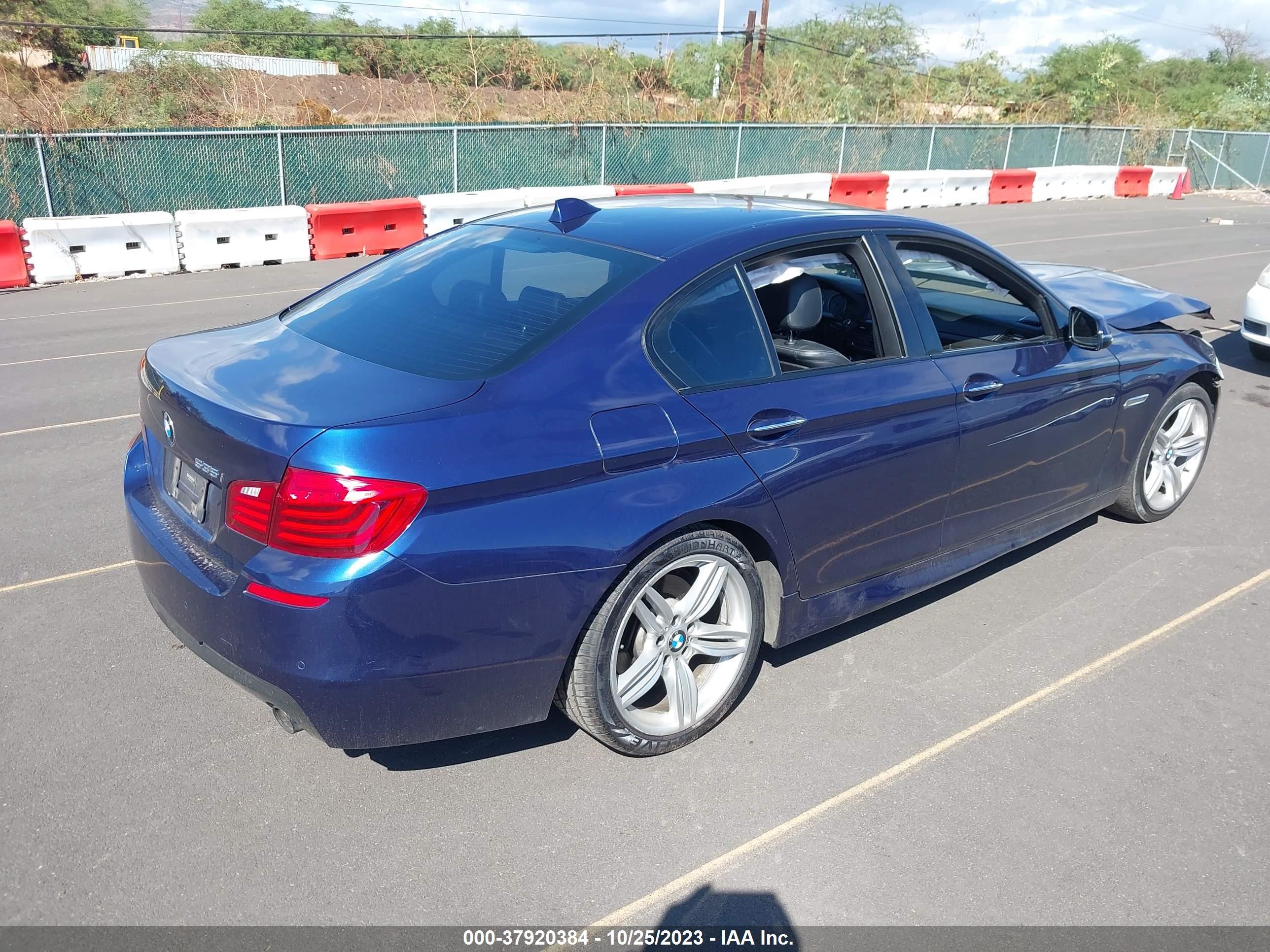 Photo 3 VIN: WBA5B1C54GG129175 - BMW 5ER 