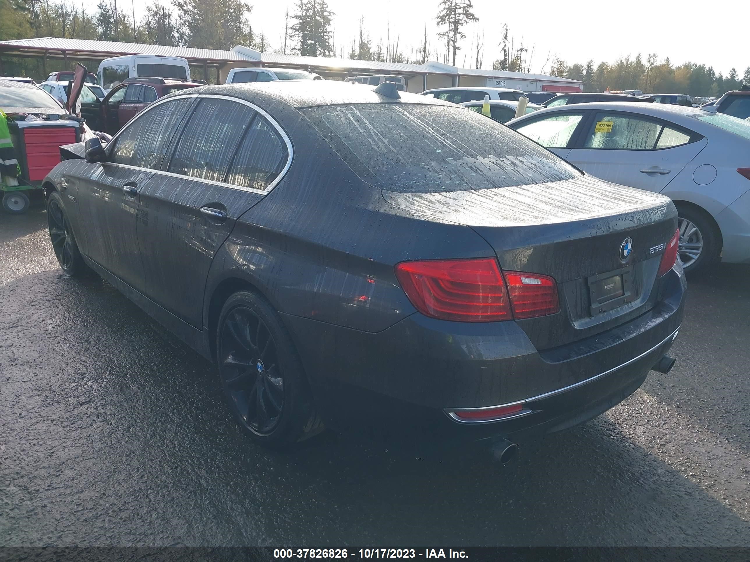 Photo 2 VIN: WBA5B1C55FG128129 - BMW 5ER 