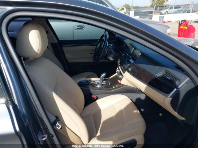 Photo 4 VIN: WBA5B1C56GG132854 - BMW 535I 