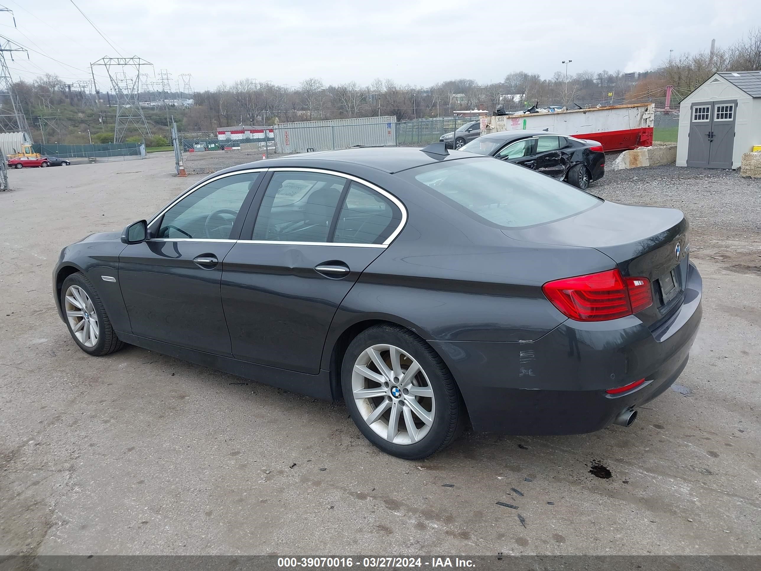 Photo 5 VIN: WBA5B1C57FD918100 - BMW 5ER 