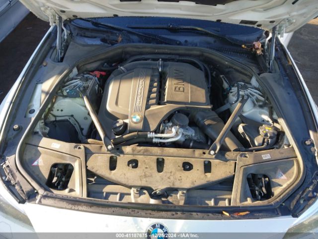 Photo 9 VIN: WBA5B1C57FG127287 - BMW 535I 