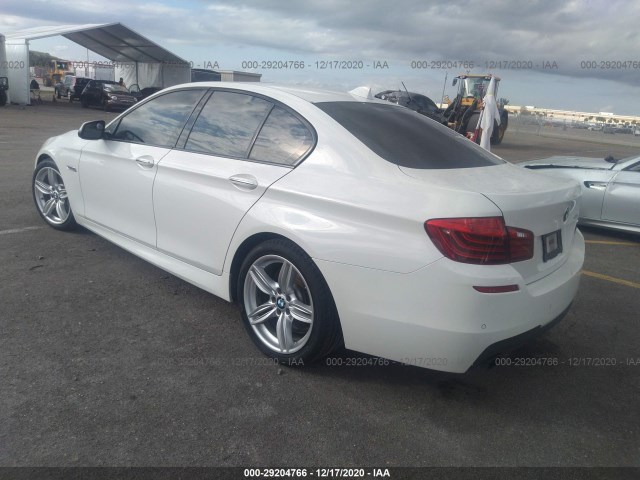 Photo 2 VIN: WBA5B1C57GG132197 - BMW 5 