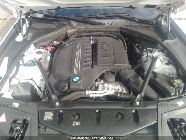 Photo 9 VIN: WBA5B1C57GG132197 - BMW 5 