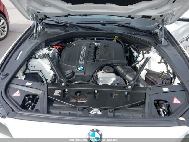 Photo 9 VIN: WBA5B1C58FD917523 - BMW 535I 