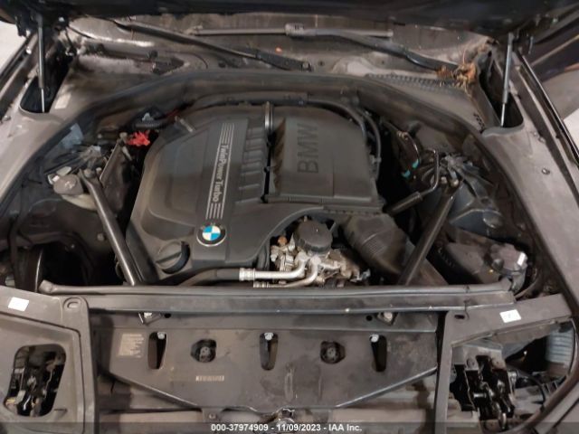 Photo 9 VIN: WBA5B1C58FD918431 - BMW 535I 