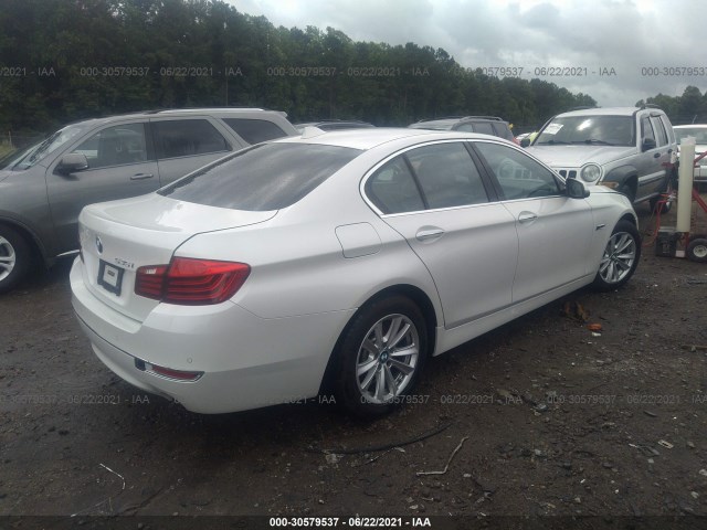 Photo 3 VIN: WBA5B1C58FG126410 - BMW 5 