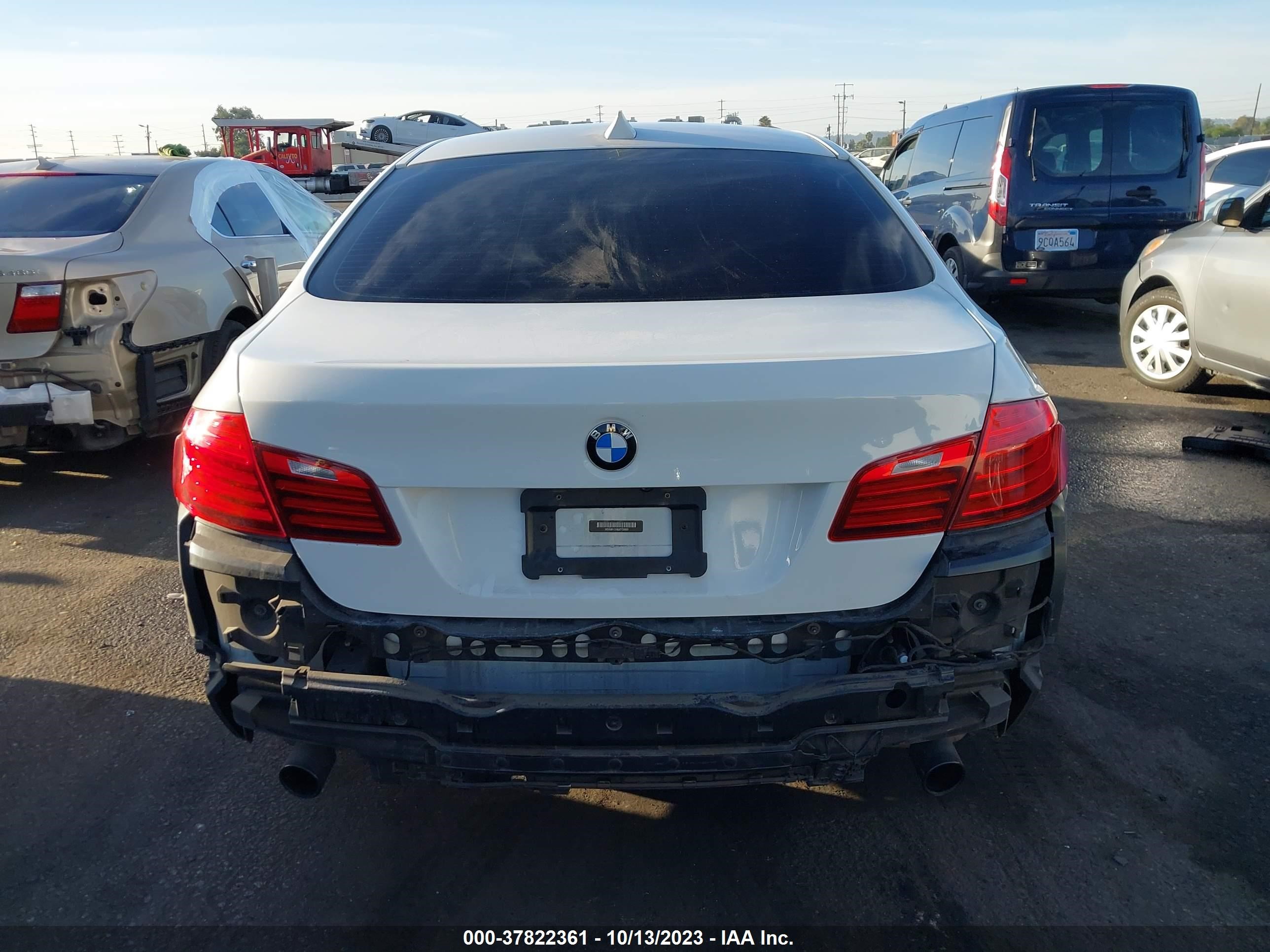 Photo 15 VIN: WBA5B1C58GG133603 - BMW 5ER 