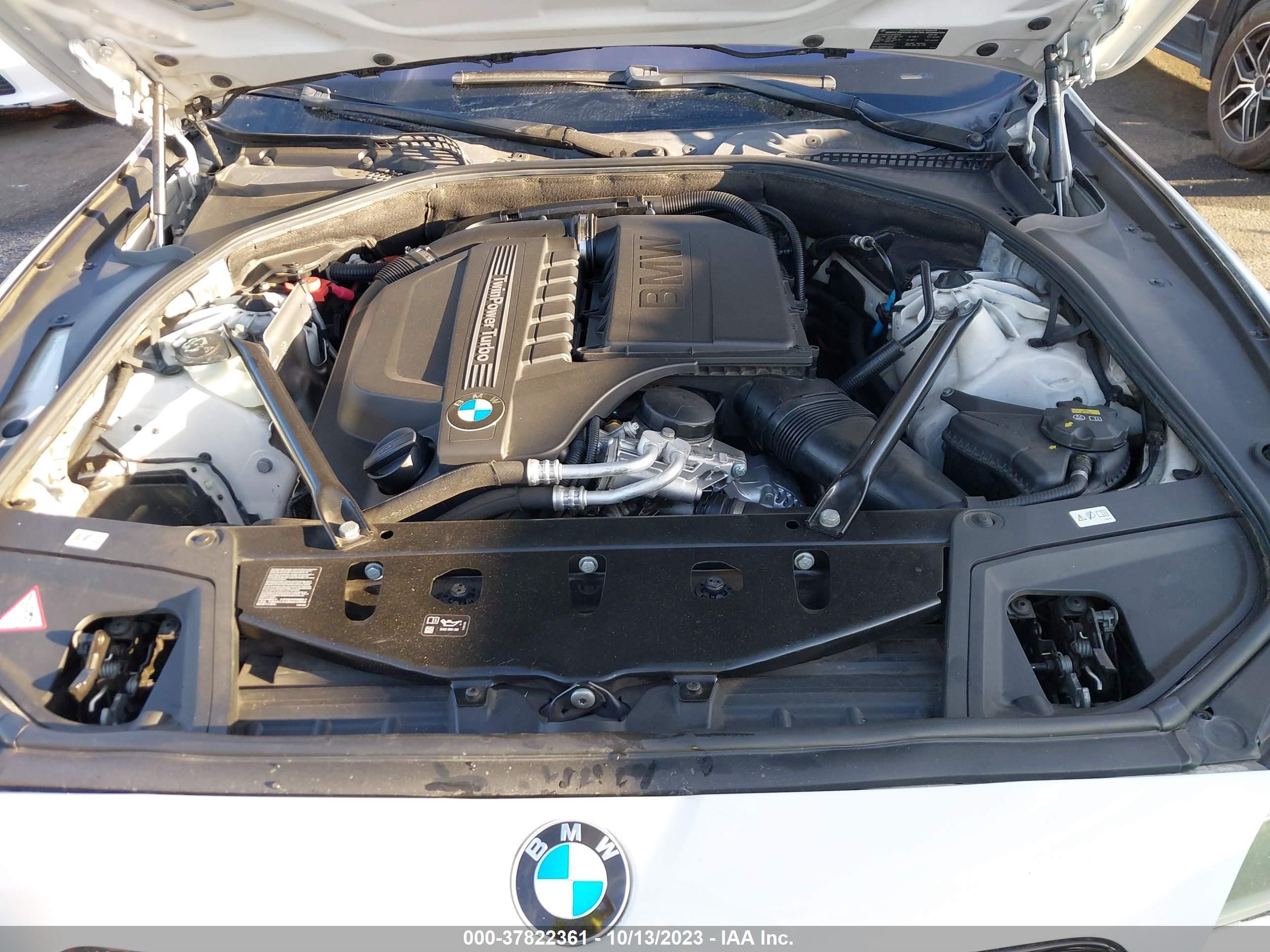 Photo 9 VIN: WBA5B1C58GG133603 - BMW 5ER 