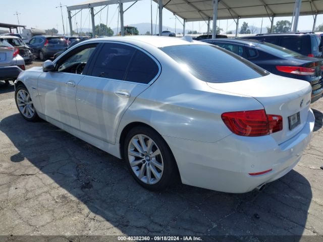 Photo 2 VIN: WBA5B1C59GG131794 - BMW 535I 