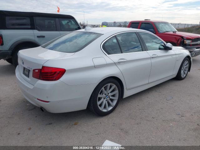 Photo 3 VIN: WBA5B1C5XFD921668 - BMW 535I 