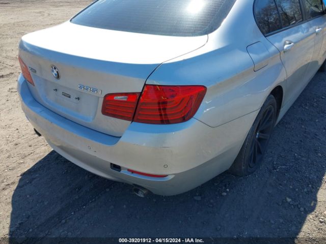 Photo 5 VIN: WBA5B3C53FD541616 - BMW 535I 