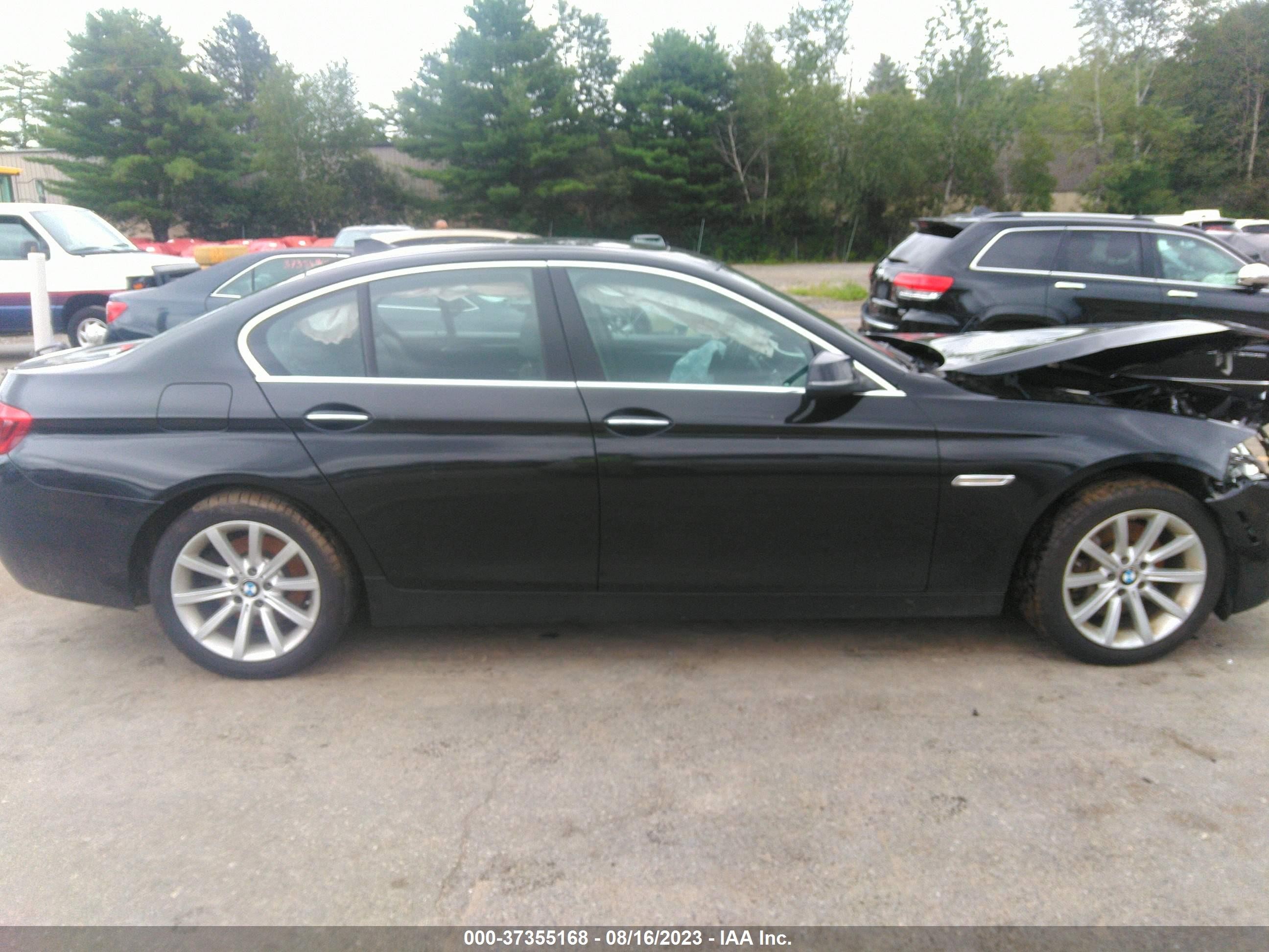 Photo 13 VIN: WBA5B3C55ED536660 - BMW 5ER 