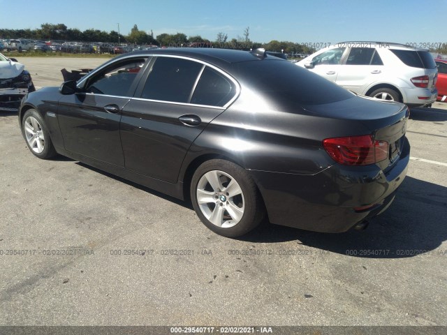 Photo 2 VIN: WBA5B3C55GD549508 - BMW 535 