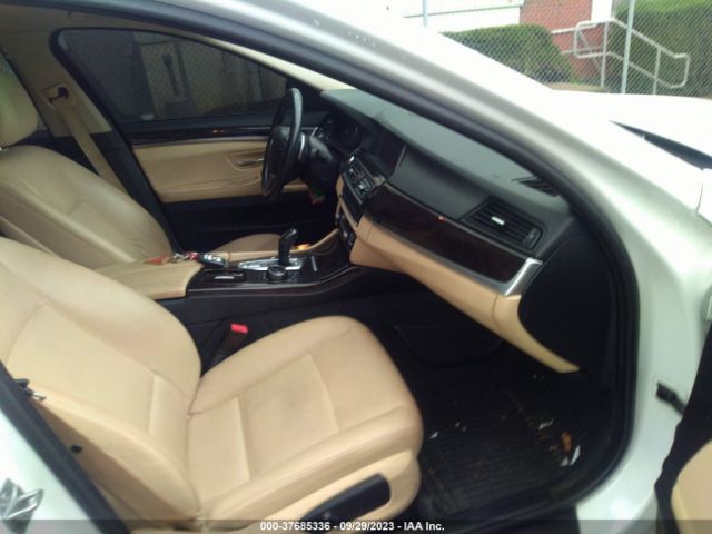 Photo 4 VIN: WBA5B3C55GG255055 - BMW 535I 