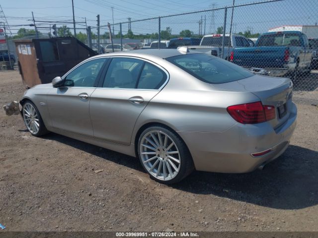 Photo 2 VIN: WBA5B3C56FD544817 - BMW 535I 