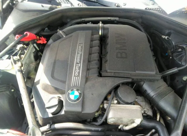 Photo 9 VIN: WBA5B3C59ED292382 - BMW 5 SERIES 