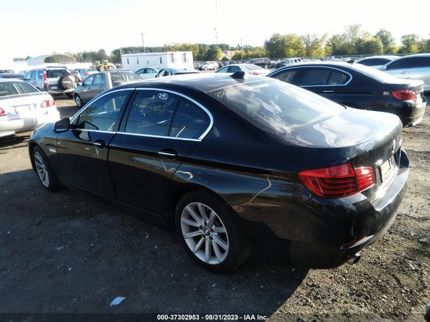 Photo 2 VIN: WBA5B3C5XFD540933 - BMW 5ER 