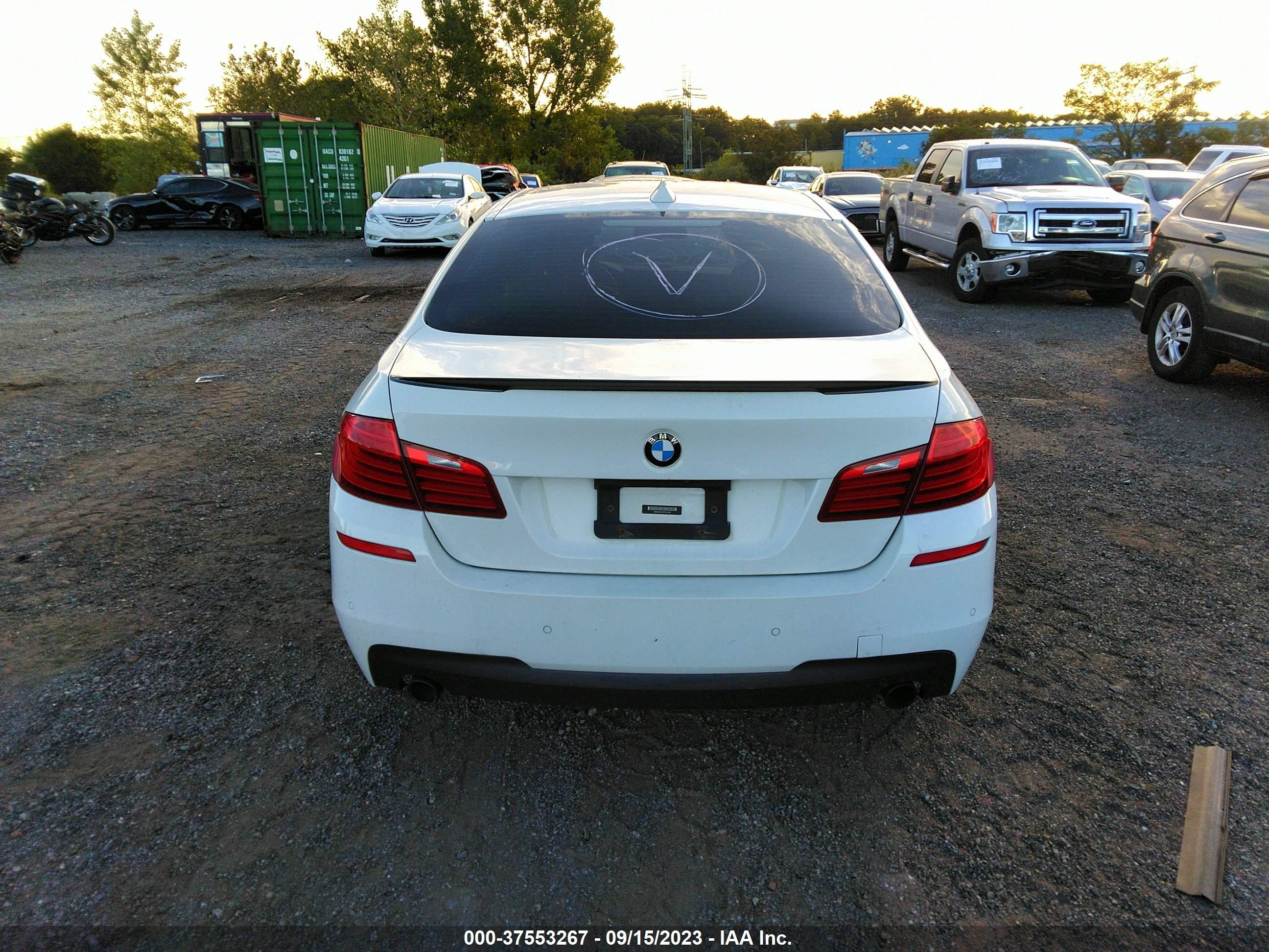 Photo 15 VIN: WBA5B3C5XFD541399 - BMW 5ER 