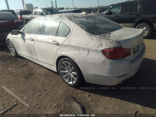 Photo 2 VIN: WBA5B3C5XFD543749 - BMW 5 