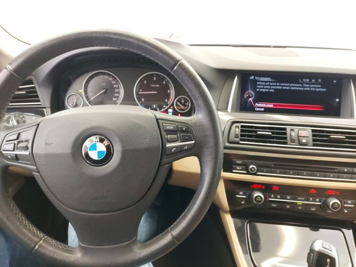 Photo 18 VIN: WBA5E51010G208895 - BMW 520D 