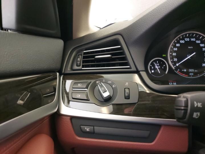 Photo 15 VIN: WBA5E51010G210081 - BMW 520D 