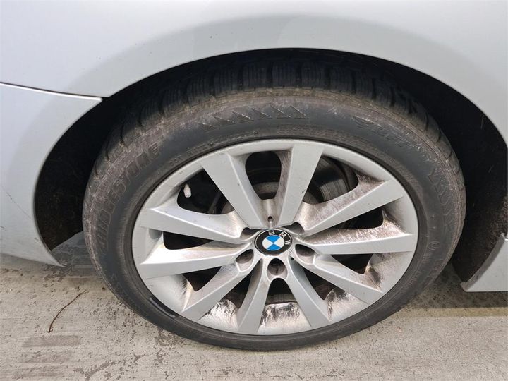 Photo 15 VIN: WBA5E51010G783496 - BMW 520 