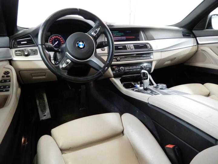 Photo 9 VIN: WBA5E51020G208677 - BMW 5 SERIE SEDAN 