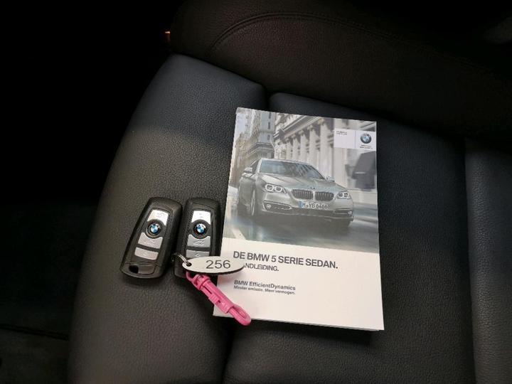 Photo 9 VIN: WBA5E51040G206073 - BMW 520 