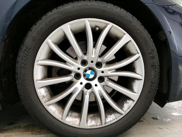 Photo 13 VIN: WBA5G110X0GD13778 - BMW 520 