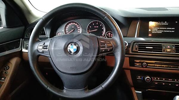 Photo 11 VIN: WBA5G110XHGD13758 - BMW 520 I 