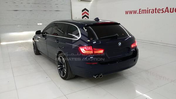 Photo 4 VIN: WBA5G110XHGD13758 - BMW 520 I 