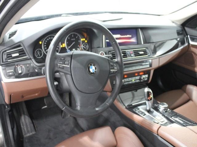 Photo 8 VIN: WBA5L11010G717836 - BMW 5 SERIES TOURING 