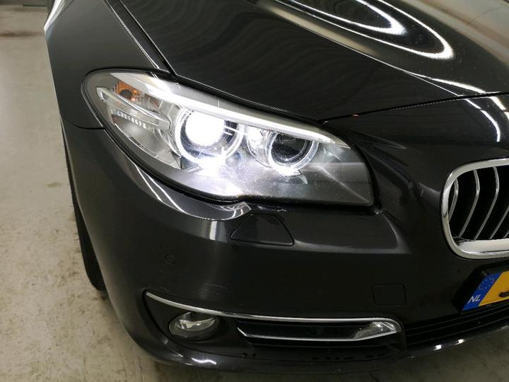 Photo 16 VIN: WBA5L31030G483758 - BMW 520 