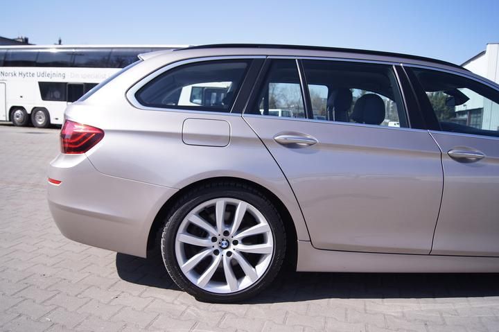 Photo 9 VIN: WBA5L31060G123044 - BMW 520D ESTATE 