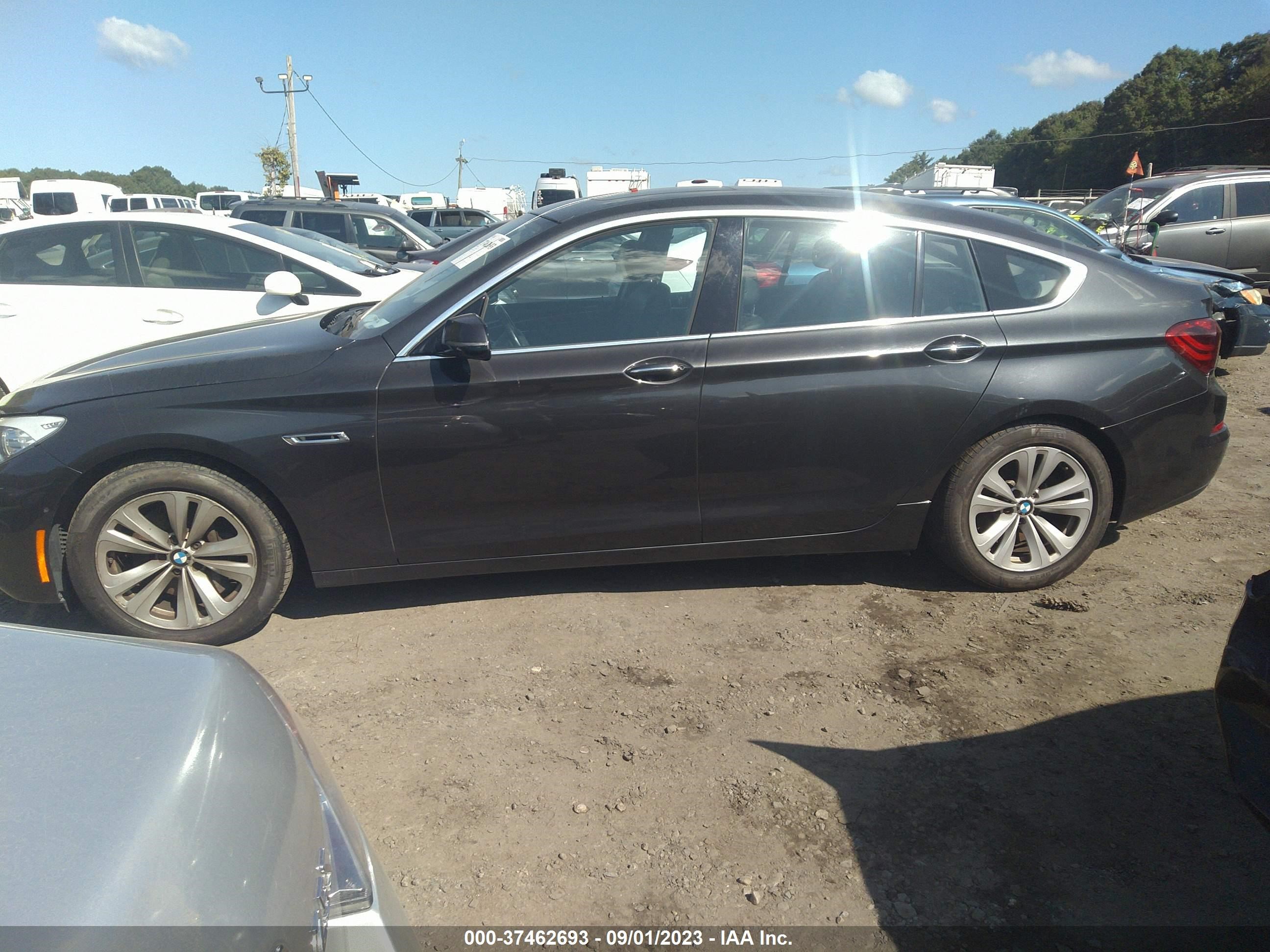 Photo 13 VIN: WBA5M4C55FD183970 - BMW 5ER 