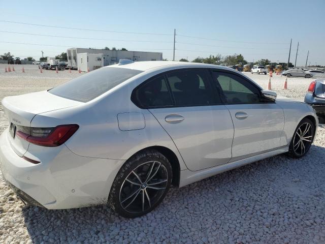 Photo 2 VIN: WBA5P7C08MFJ92340 - BMW 330E 