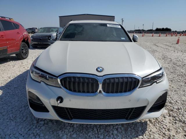 Photo 4 VIN: WBA5P7C08MFJ92340 - BMW 330E 