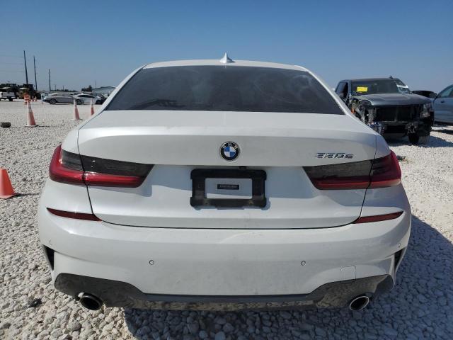 Photo 5 VIN: WBA5P7C08MFJ92340 - BMW 330E 