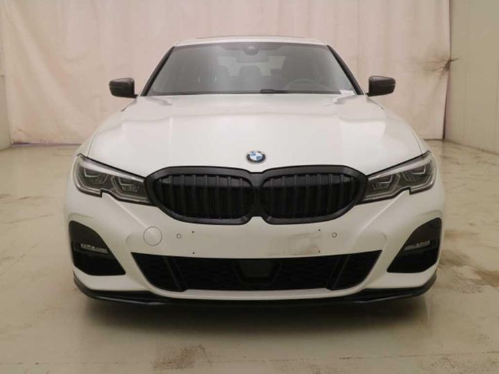 Photo 16 VIN: WBA5R11000AK31813 - BMW BMW 3 SERIES 