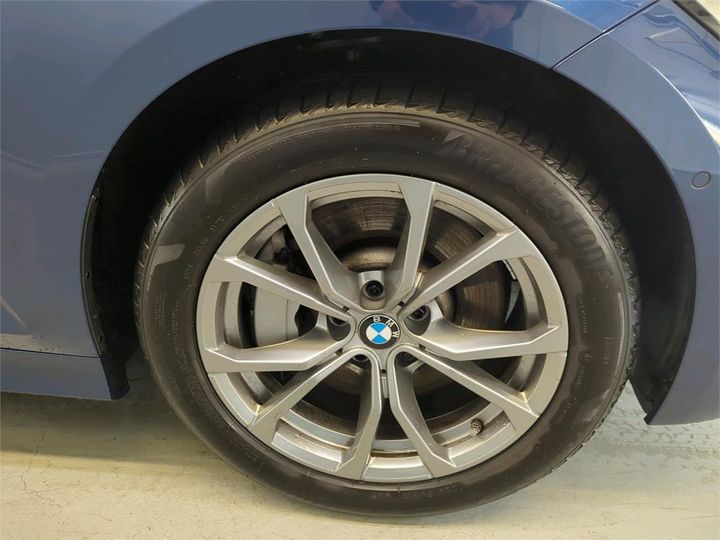 Photo 12 VIN: WBA5R11050FK77527 - BMW 330 