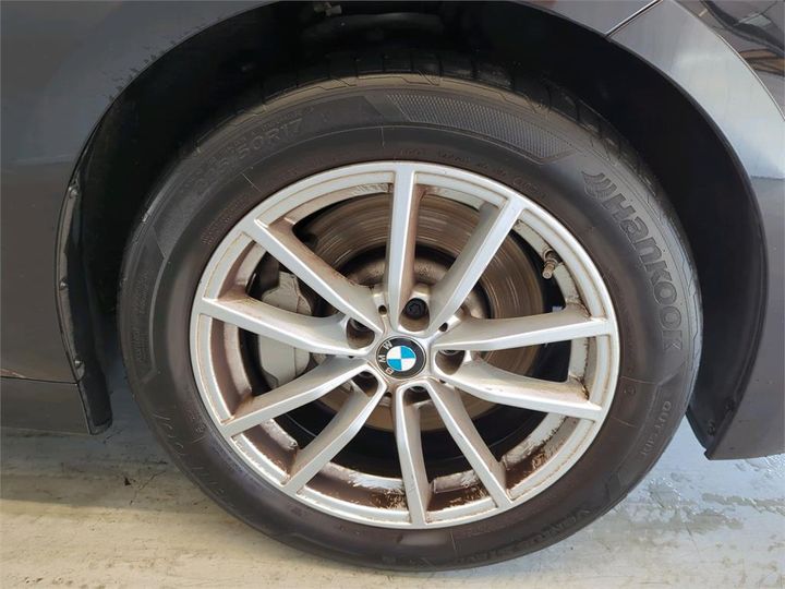 Photo 12 VIN: WBA5R11070FJ98019 - BMW 330 