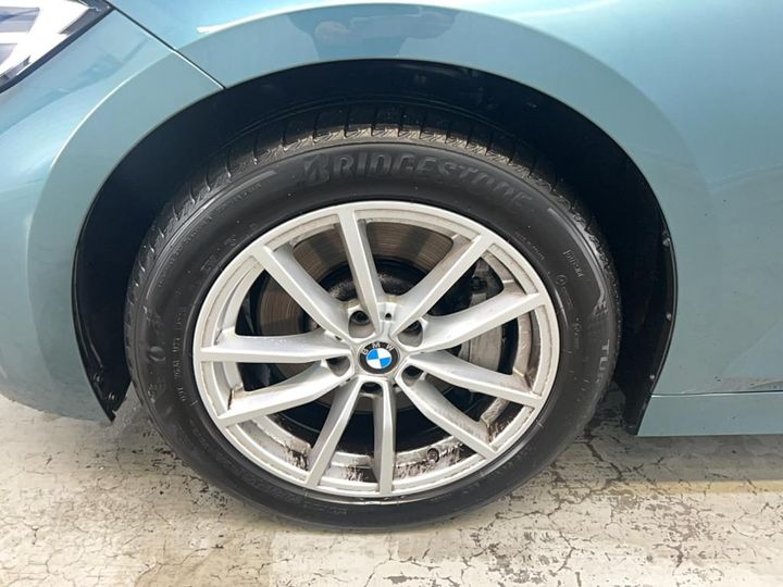 Photo 9 VIN: WBA5R11090FH47576 - BMW 330 