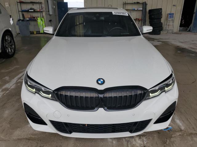 Photo 4 VIN: WBA5R1C03LFH42035 - BMW 330I 