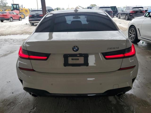 Photo 5 VIN: WBA5R1C03LFH42035 - BMW 330I 